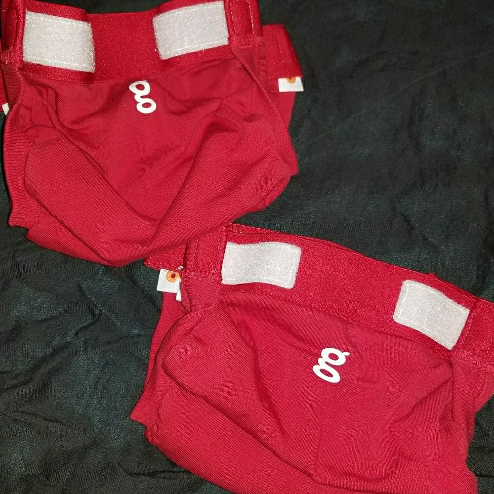 *Reserved* Lot of 4 MEDIUM gdiapers/gPants (Red)